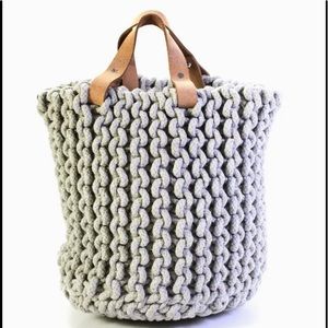 🔶🔶🔷🔷UGG AUSTRALIA WEAVED TOTE🔶🔶🔷🔷